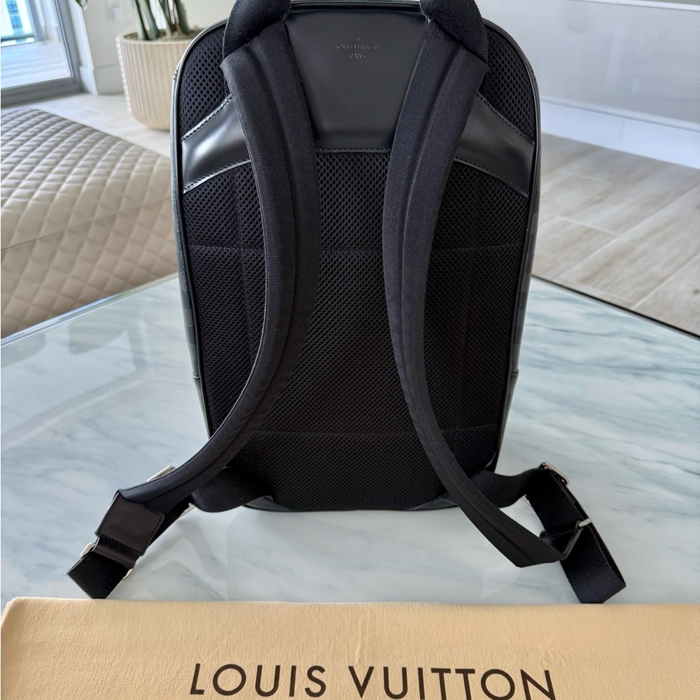 Louis Vuitton Michael Backpack - Picture 5 of 16